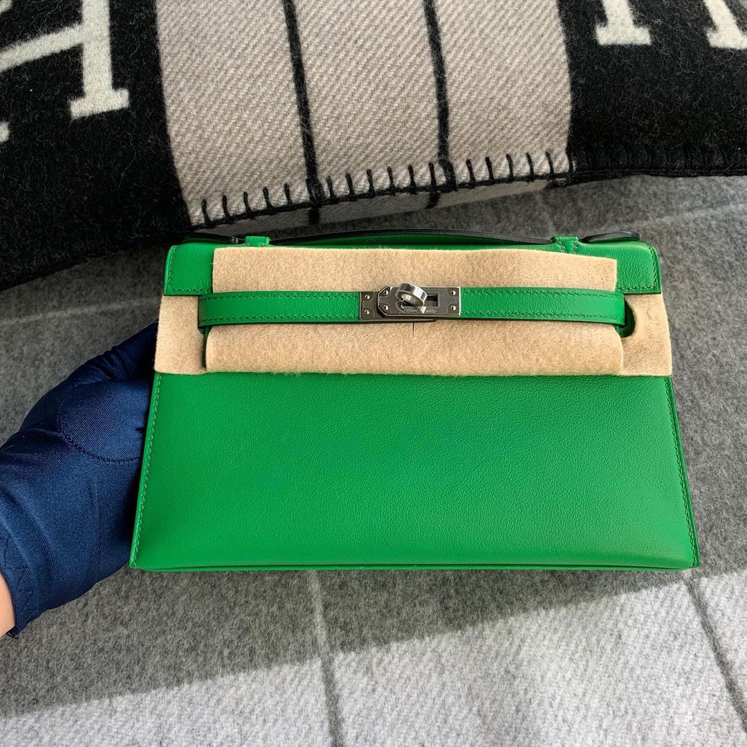 KELLY POCHETTE SWIFT LEATHER BAMBOO WITH PALLADIUM HARDWARE (PHW)