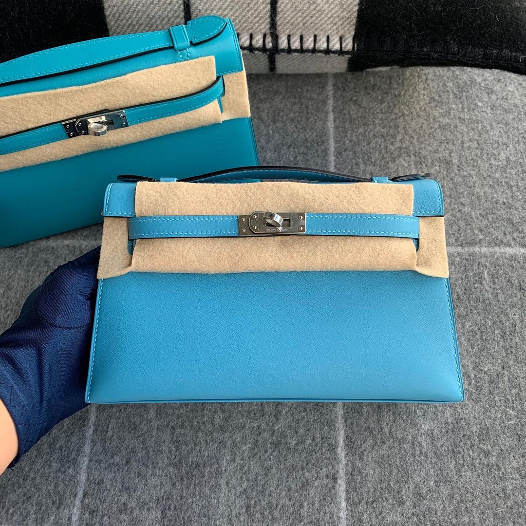 KELLY POCHETTE SWIFT LEATHER BLEU DU NORD WITH PALLADIUM HARDWARE (PHW)