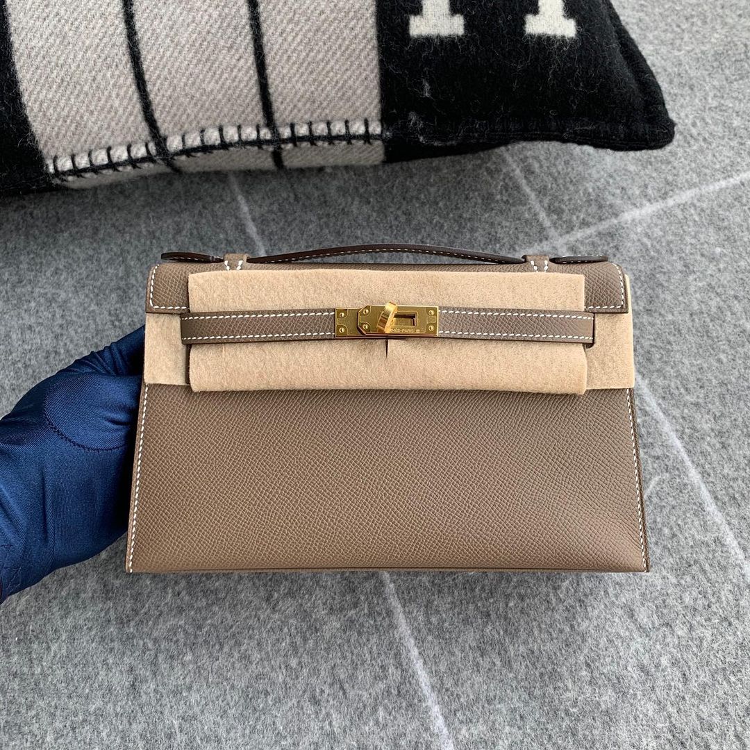 KELLY POCHETTE EPSOM LEATHER ETOUPE WITH GOLD HARDWARE (GHW)