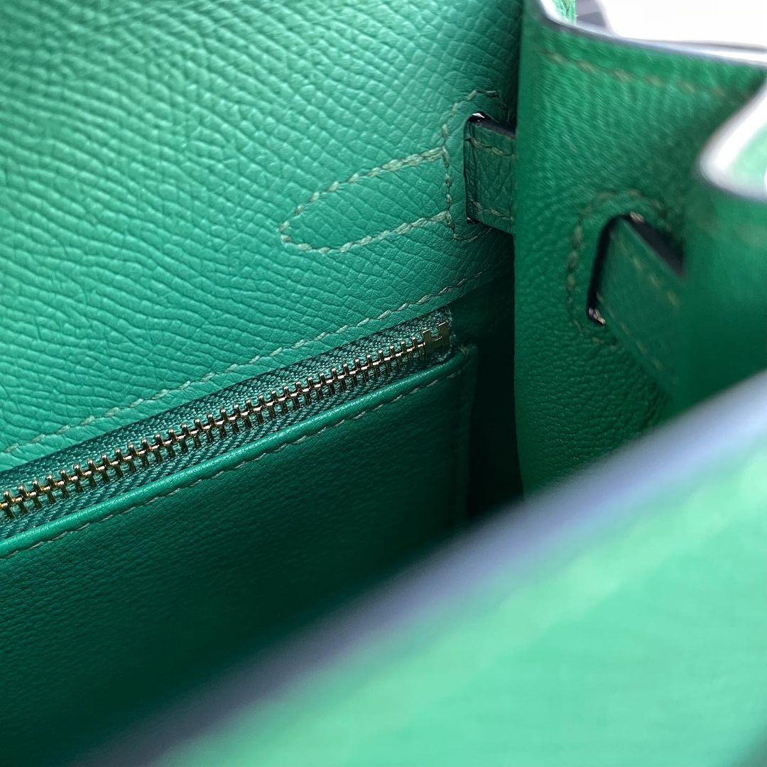 KELLY 25 EPSOM LEATHER VERT VERTIGO WITH GOLD HARDWARE (GHW)