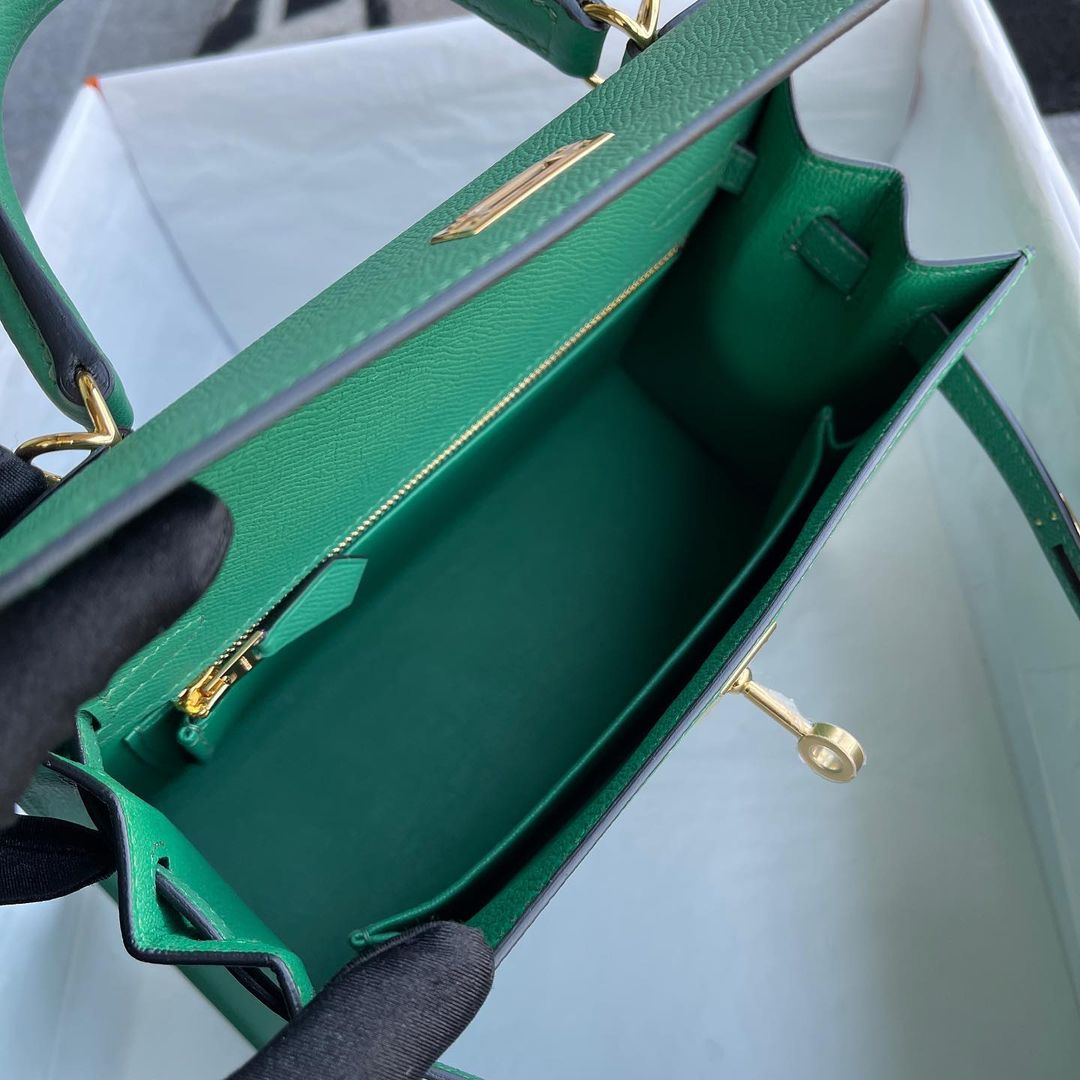 KELLY 25 EPSOM LEATHER VERT VERTIGO WITH GOLD HARDWARE (GHW)