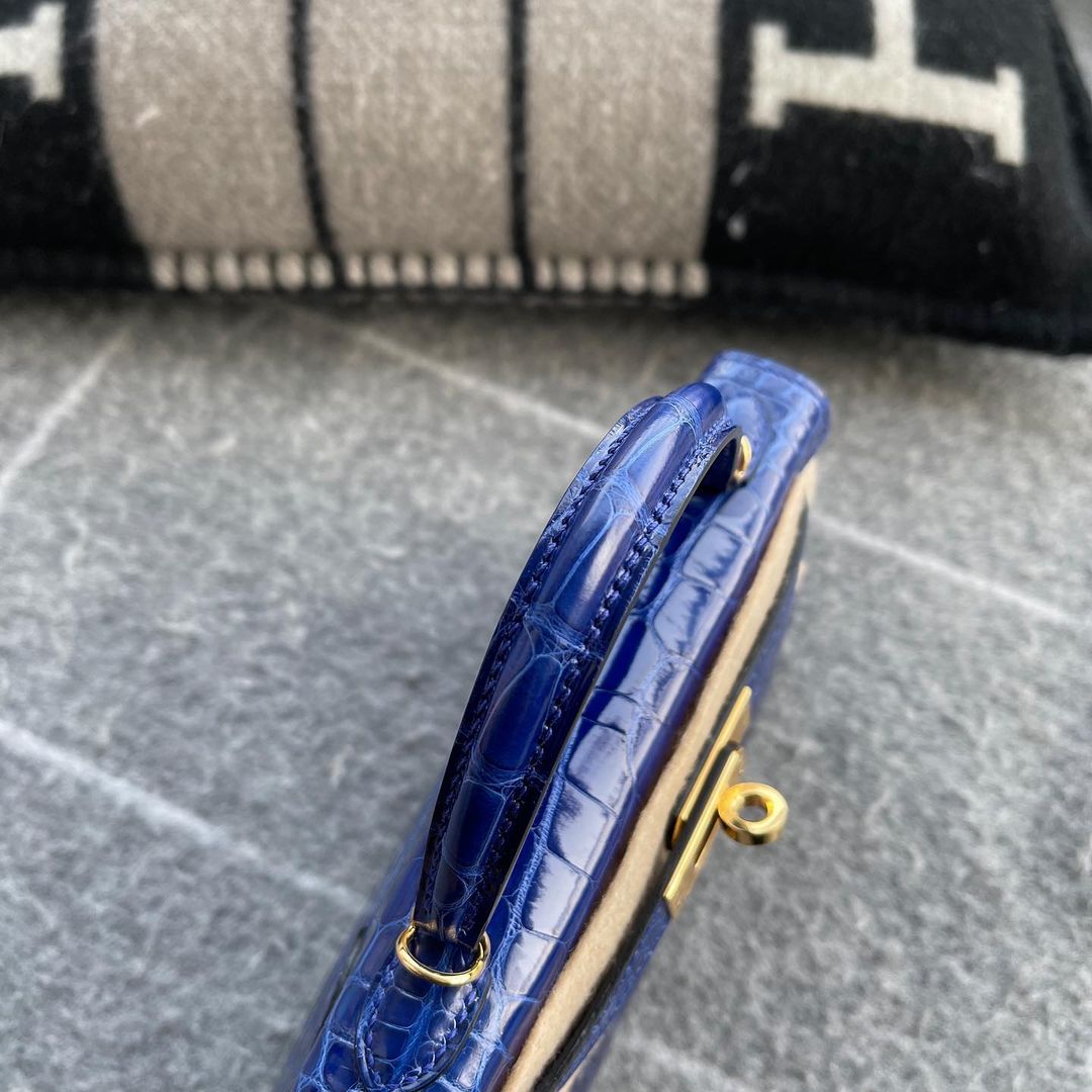 MINI KELLY II (20) SHINY MISSISSIPPIENSIS ALLIGATOR LEATHER BLUE ELECTRIC WITH GOLD HARDWARE (GHW)