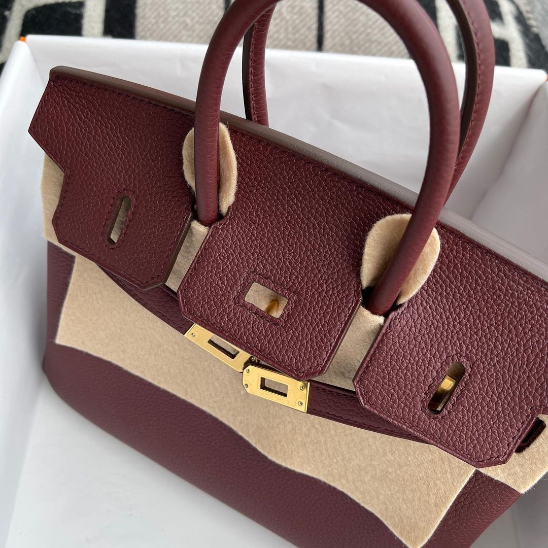 BIRKIN 25 TOGO LEATHER ROUGE H WITH GOLD HARDWARE (GHW)