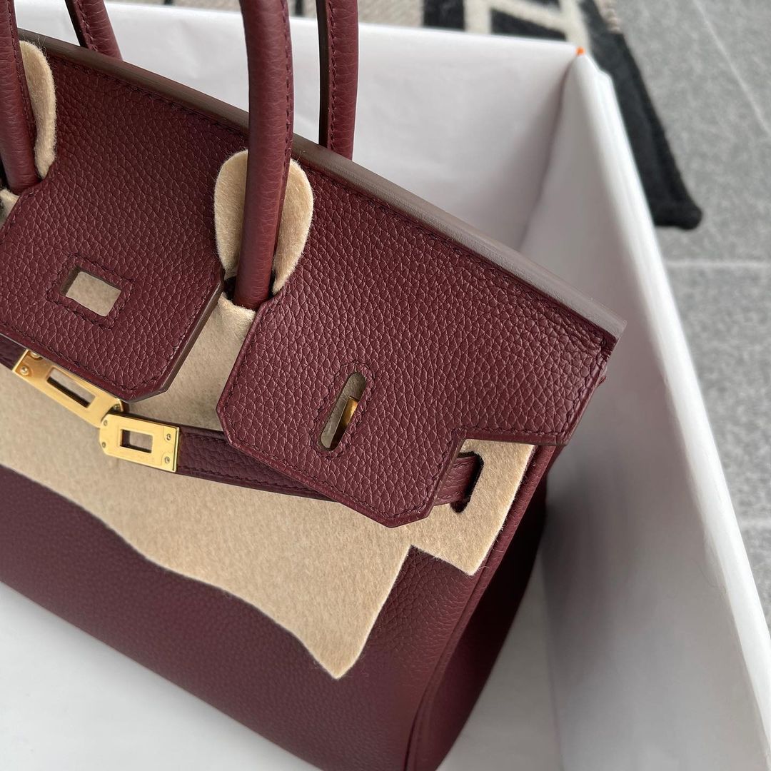 BIRKIN 25 TOGO LEATHER ROUGE H WITH GOLD HARDWARE (GHW)