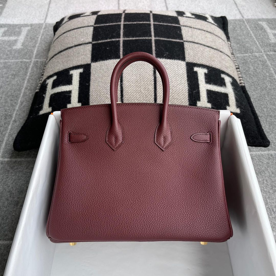 BIRKIN 25 TOGO LEATHER ROUGE H WITH GOLD HARDWARE (GHW)