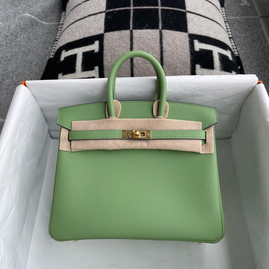 BIRKIN 25 EPSOM LEATHER VERT CRIQUET WITH GOLD HARDWARE (GHW)