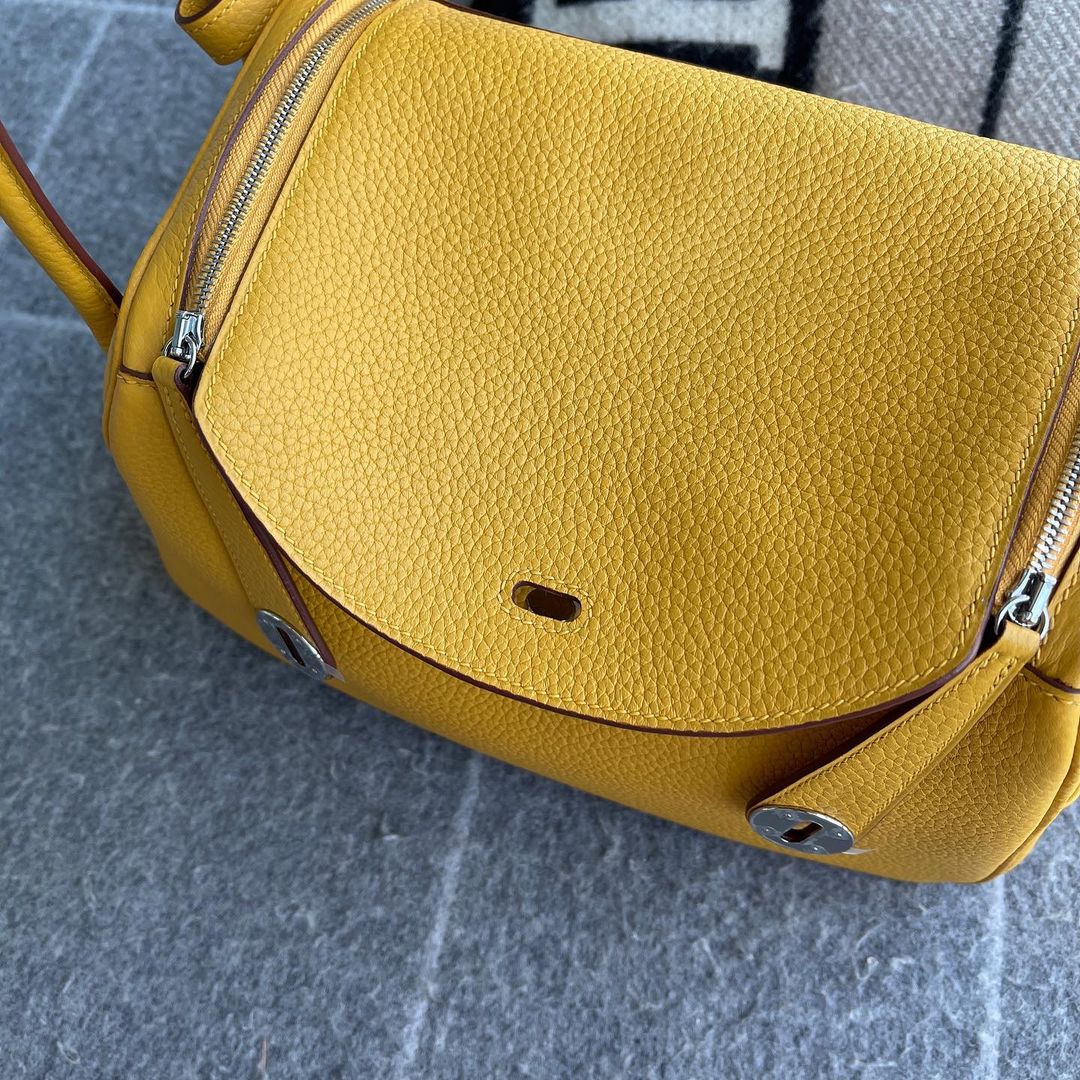 LINDY 26 CLEMENCE LEATHER JAUNE DE NAPLES WITH PALLADIUM HARDWARE (PHW)