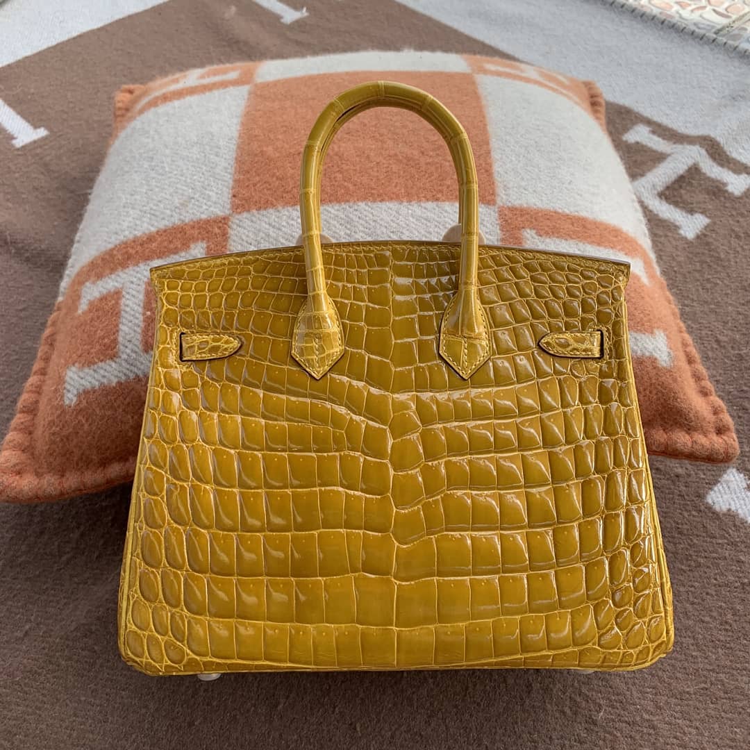 BIRKIN 25 SHINY NILOTICUS CROCODILE LEATHER JAUNE AMBRE WITH GOLD HARDWARE (GHW)