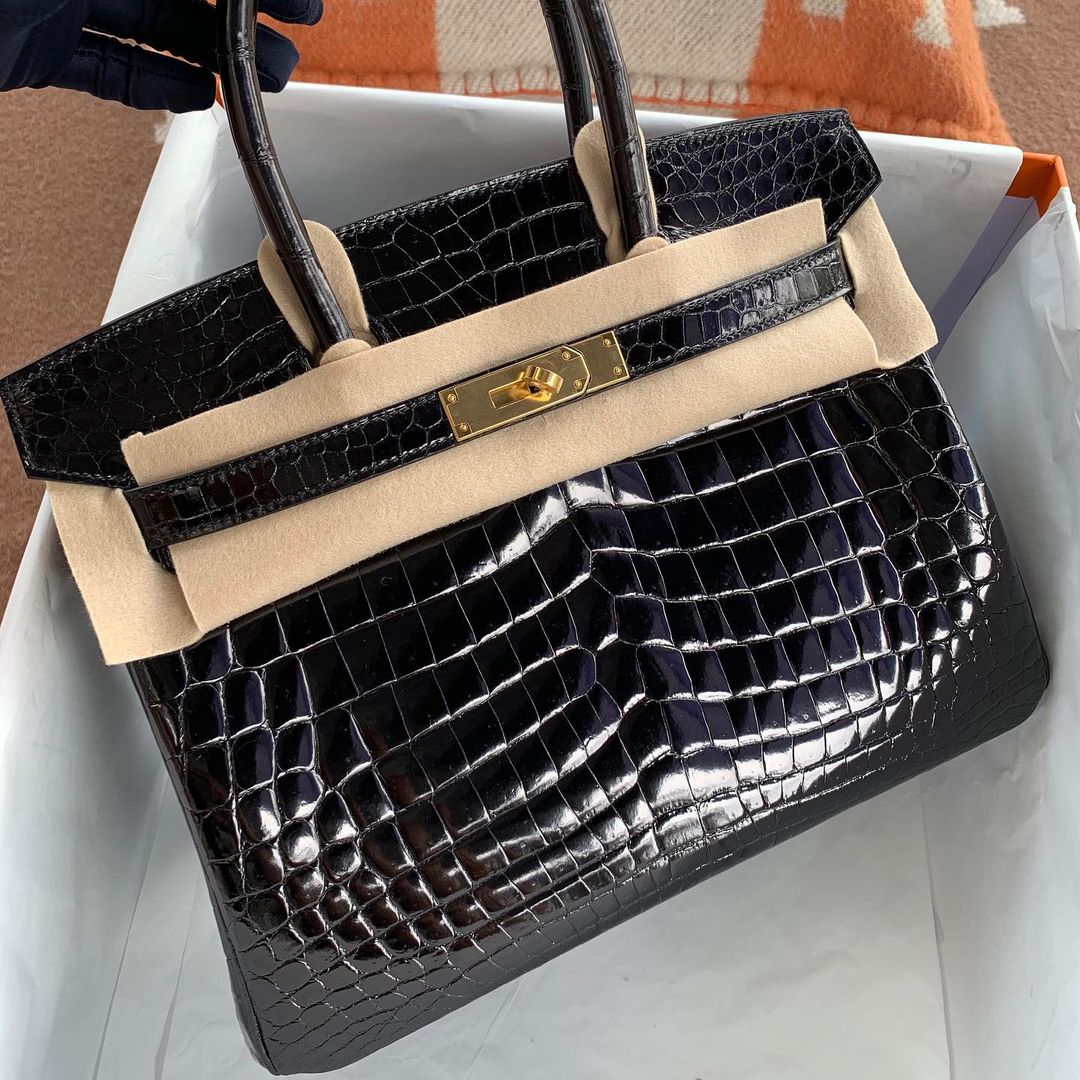 BIRKIN 30 SHINY NILOTICUS CROCODILE LEATHER NOIR (BLACK) WITH GOLD HARDWARE (GHW)