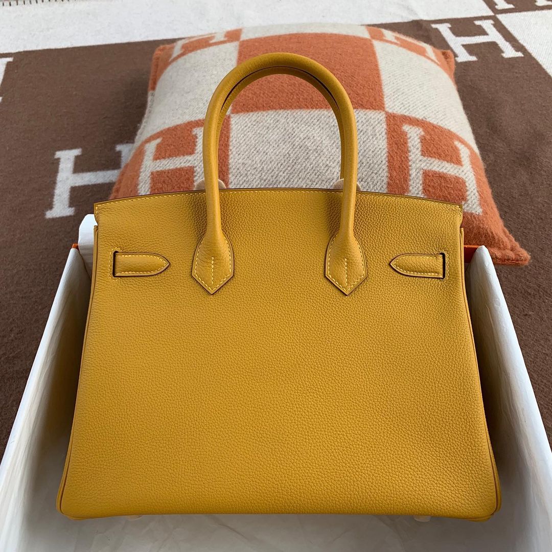 BIRKIN 30 TOGO LEATHER JAUNE AMBER WITH GOLD HARDWARE (GOLD)