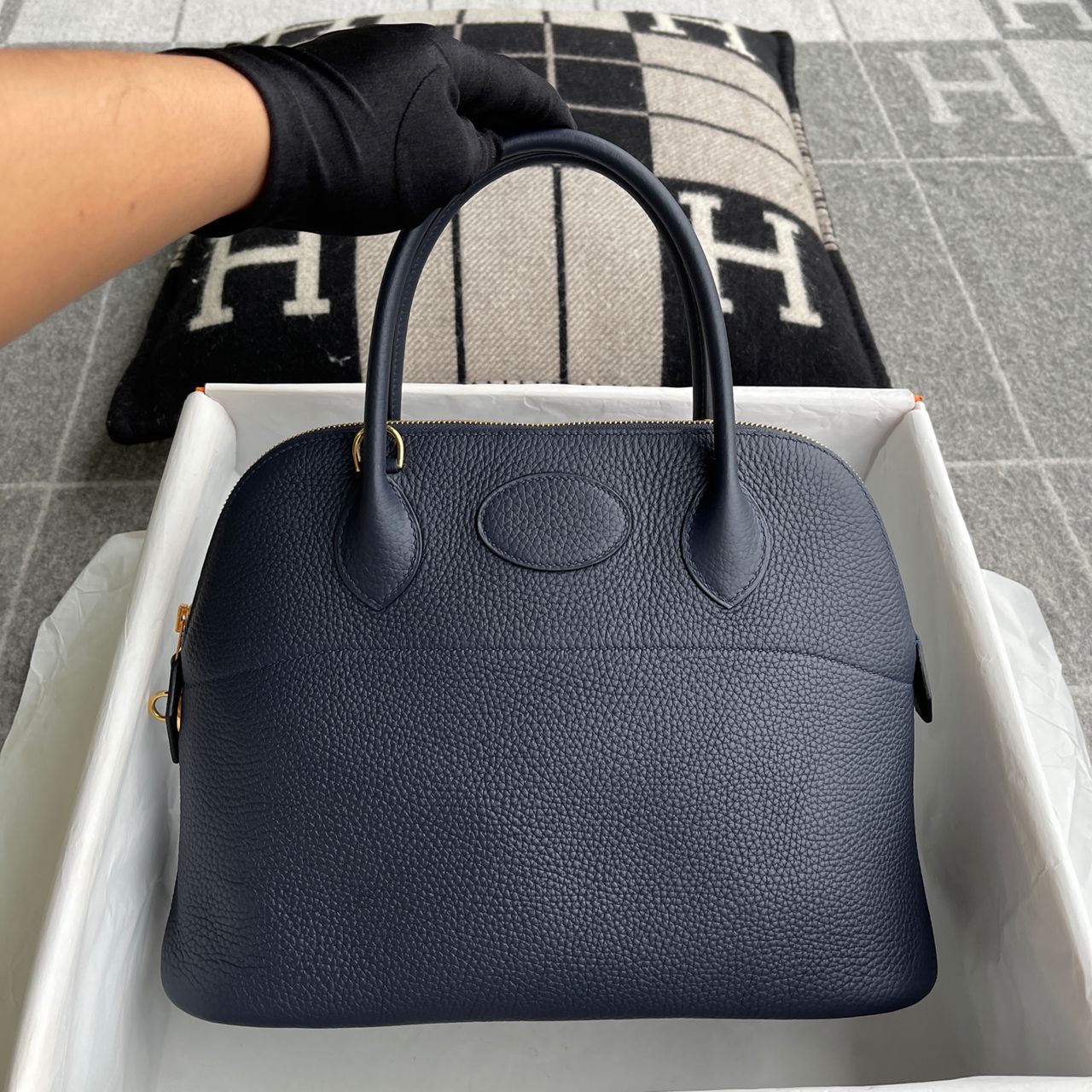 BOLIDE 31 CLEMENCE LEATHER BLEU NUIT WITH GOLD HARDWARE (GHW)