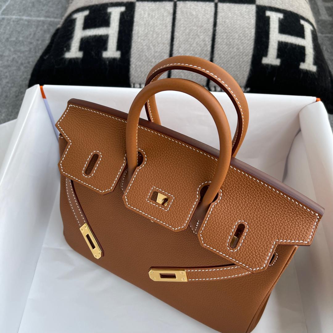 BIRKIN 25 TOGO LEATHER GOLD WITH GOLD HARDWARE (GHW)